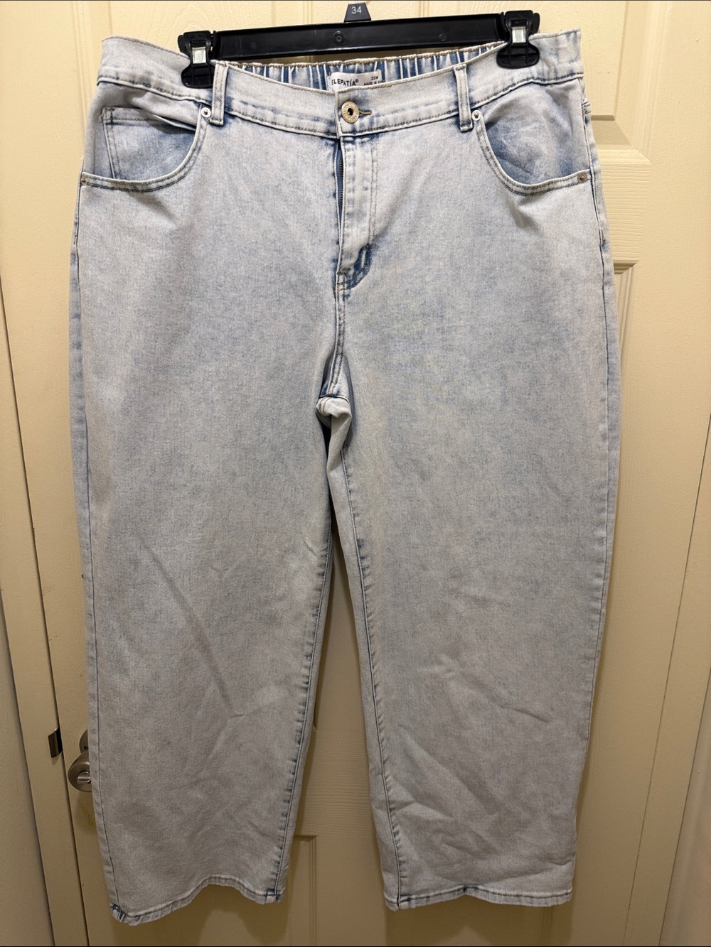 Relaxed Light Wash Denim Pants - Light Blue